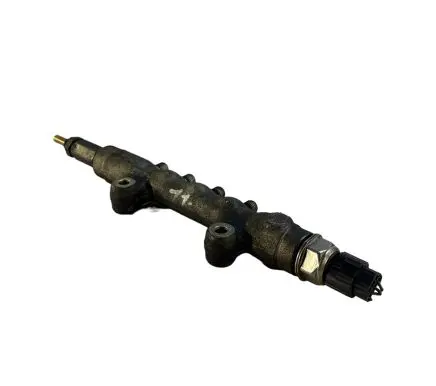 Fuel main line pipe