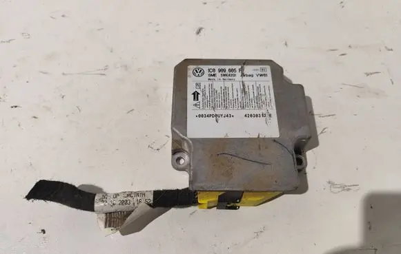 Volkswagen Sharan Airbag control unit/module 1C0909605F 42030312 5WK43131