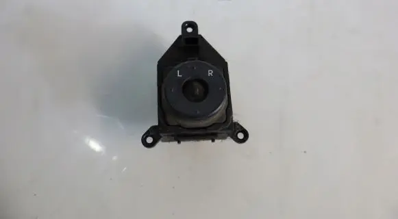 KIA Soul Wing mirror switch
