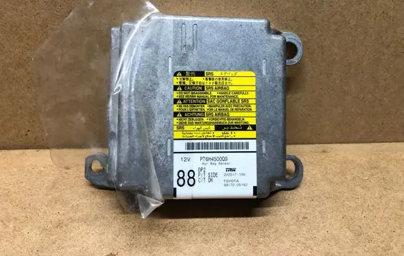 Toyota Avensis T250 Airbag control unit/module 8917005162