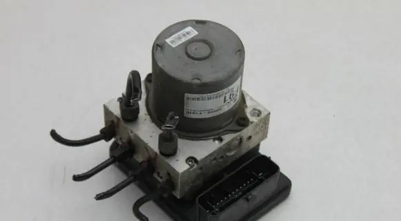 KIA Sportage ABS Pump 58920F1910