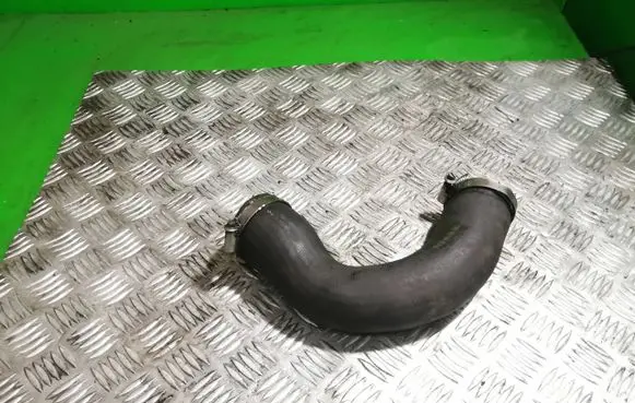Volkswagen PASSAT CC Intercooler hose/pipe 1K0145834A