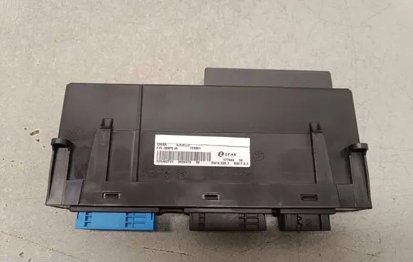 BMW X3 F25 Comfort/convenience module 9287218 529462F01 8020479