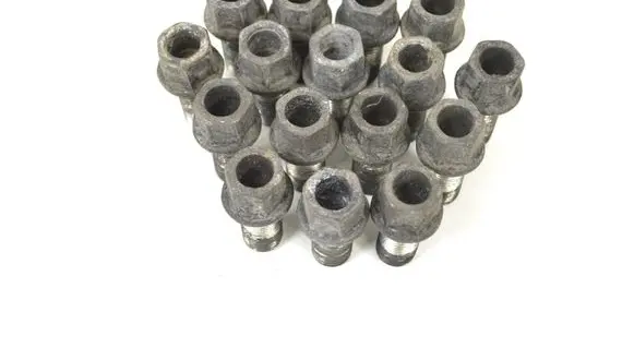 Opel Mokka Nuts/bolts 