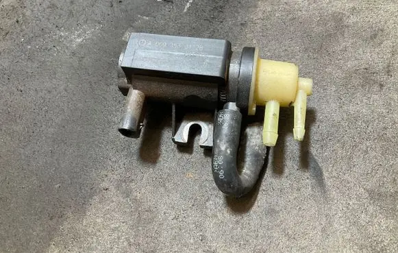 Mercedes-Benz Sprinter W906 Turbo solenoid valve A0091533128 19T079 7078208