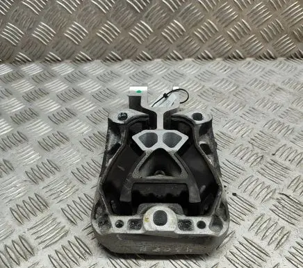 Ford Focus Engine mount bracket JX616P082BC