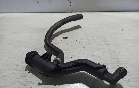Ford Focus Oil fill pipe 9654733980 PA6GF35