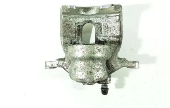 Toyota Auris 150 Front brake caliper
