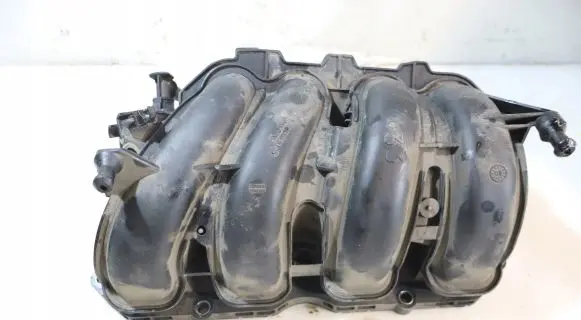 Peugeot 207 Intake manifold