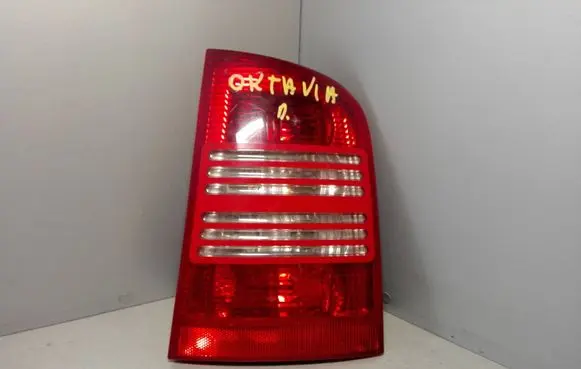 Skoda Octavia Mk1 (1U) Rear/tail lights 1U9945112B 1U9945096B