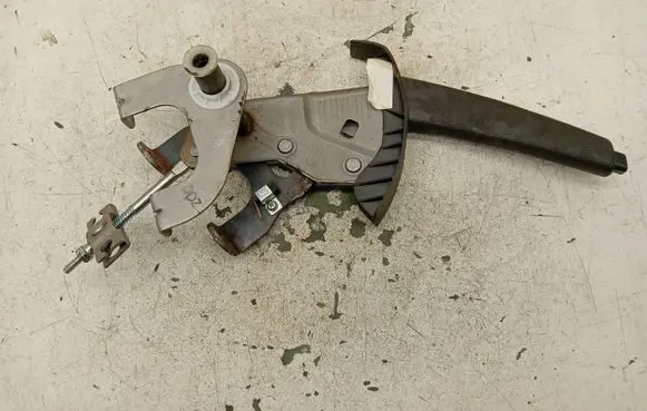 KIA Ceed Handbrake/parking brake lever assembly