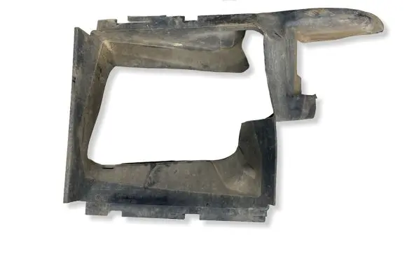 Audi Q7 4L Intercooler air guide/duct channel 4L0117336