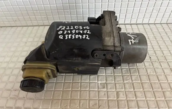 Renault Laguna III Electric power steering pump 