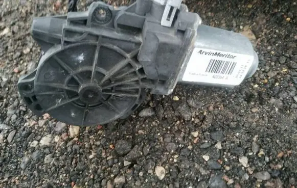 KIA Sportage Rear door window regulator motor 402354b