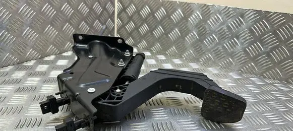 Mercedes-Benz Sprinter W906 Clutch pedal A9062900212