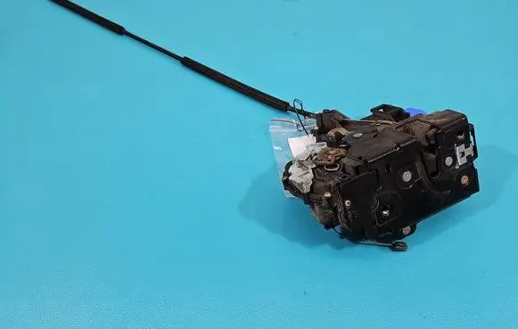 Seat Toledo III (5P) Front door lock 3D1837015 IMPRK1449422