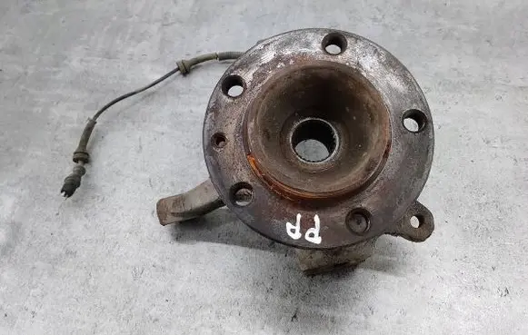 Opel Movano A Front wheel hub spindle knuckle