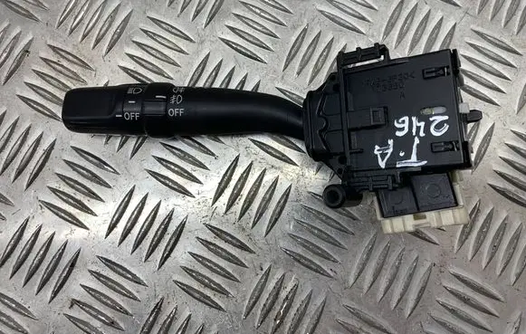 Toyota Avensis T250 Indicator stalk 173650