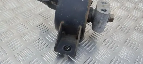 Chevrolet Kalos Engine mount bracket
