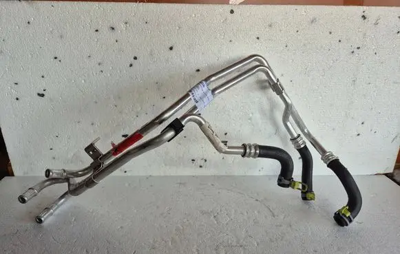 Chrysler Grand Voyager V Heater radiator pipe/hose 04677601AD