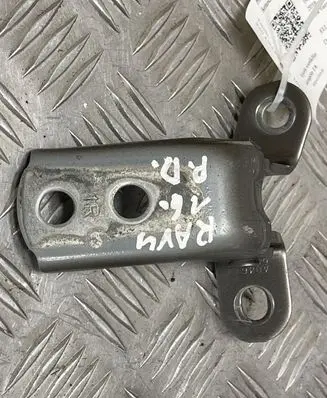 Toyota RAV 4 (XA40) Front door upper hinge A046694