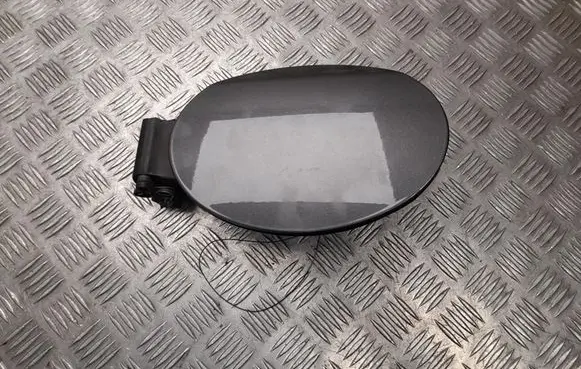 Maserati Ghibli Fuel tank cap C982