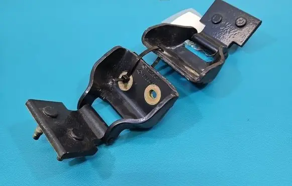 Opel Vivaro Tailgate/trunk/boot hinge 312541H IMPRK1599612