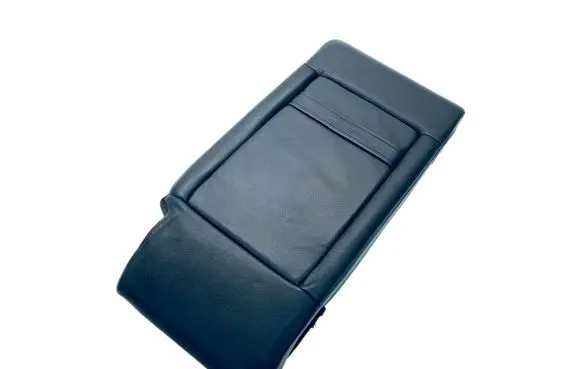 Volkswagen Touareg II Rear seat armrest 7P6885828AF 7P6885081AH 7P0885209