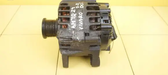 Opel Vivaro Generator/alternator 8200404459 4HTR24