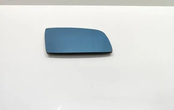 BMW 5 E60 E61 Wing mirror glass 7065082 51167065082