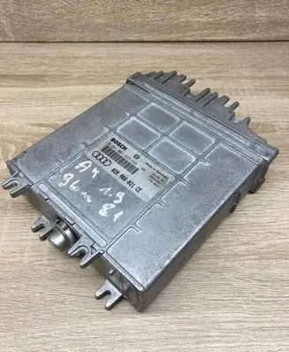Audi A4 S4 B5 8D Engine control unit/module ECU 028906021CE 0281001425