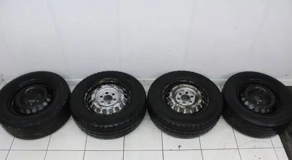 Mercedes-Benz Sprinter W906 R16 steel rim A0014014802