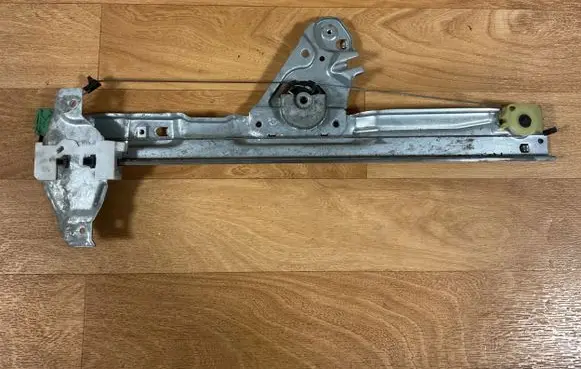 Peugeot 308 Front window lifting mechanism without motor 9659827080
