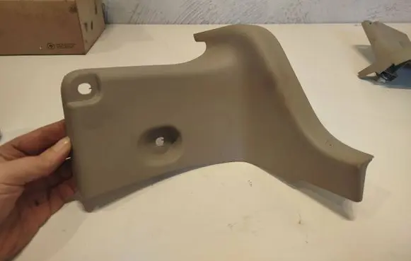 Renault Kangoo II (B) pillar trim (top) 8200640174