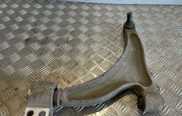 Opel Insignia A Front lower control arm/wishbone 