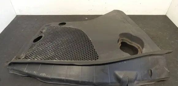 Mercedes-Benz E W213 Wiper trim A2138300100
