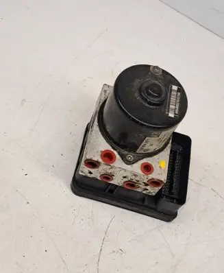 Volkswagen Golf V ABS Pump 1C0907379