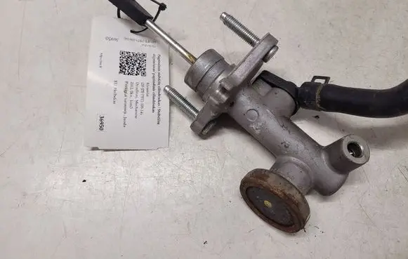 Hyundai i20 (PB PBT) Master brake cylinder 73016