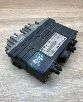 Volkswagen PASSAT B4 Engine control unit/module ECU 8A0907311L 0261203188