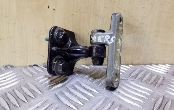 Mercedes-Benz A W168 Rear door upper hinge
