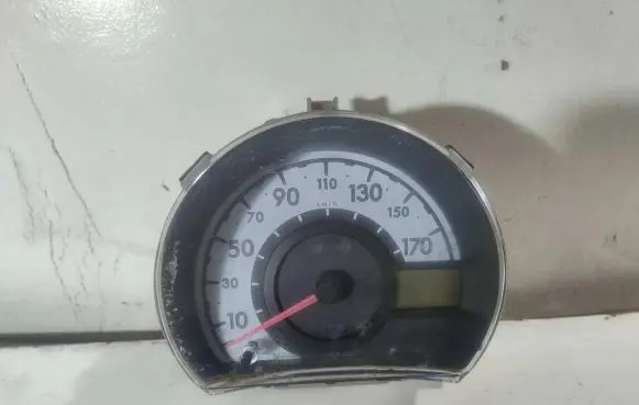 Peugeot 107 Speedometer (instrument cluster) 83800-0H030