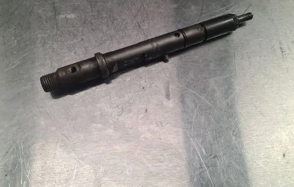 Audi A6 S6 C5 4B Fuel injector 059130201F 0432133795