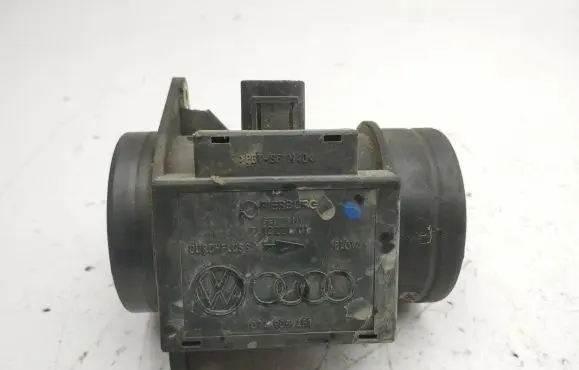 Audi A4 S4 B5 8D Mass air flow meter 074906461