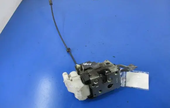 Peugeot Boxer Front door lock