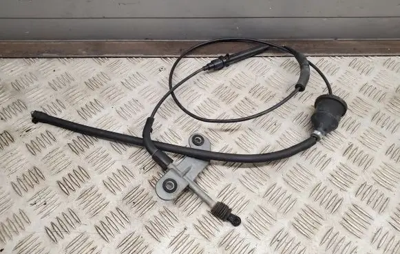 Dodge Challenger Gear shift cable linkage 68066472AF