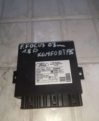 Ford Focus Comfort/convenience module 98AG15K600DD 5WK47230D