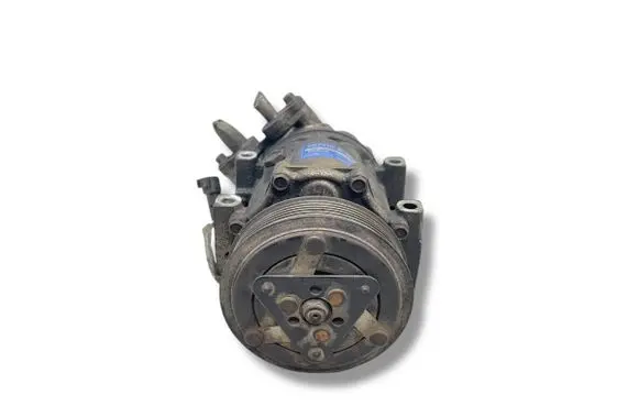 Peugeot 308 Air conditioning (A/C) compressor (pump) SD7V16 3677107824 3M5H19D629TA