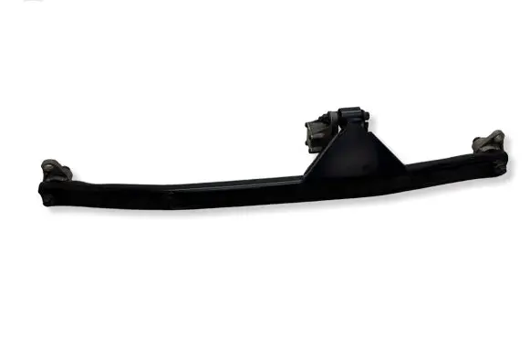 Volvo S60 Engine mounting bracket 8666205