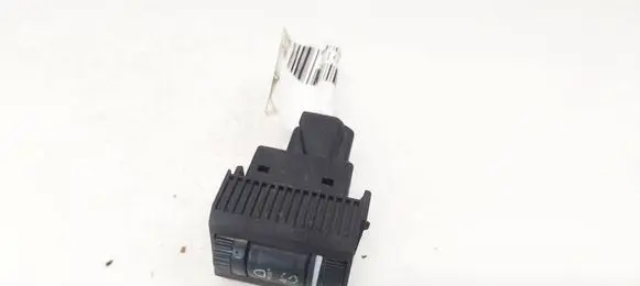 Volkswagen Polo IV 9N3 Headlight level height control switch 6Q0941333C