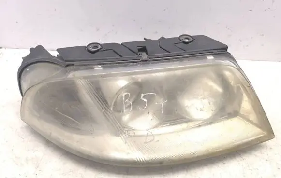 Volkswagen PASSAT B5.5 Headlight/headlamp 3B0941016AN